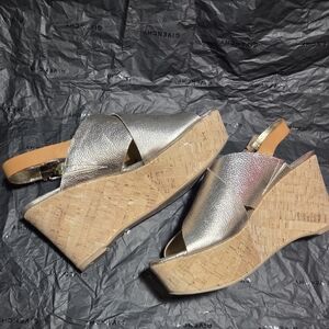 Marc Fisher Sesame Gold Leather Cross-band Back-Strap Wedge Sandals 8